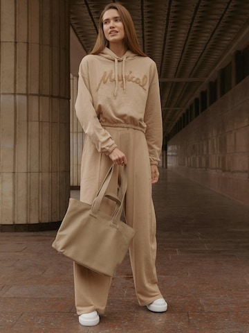 Estro Handbag '535' in Beige: front