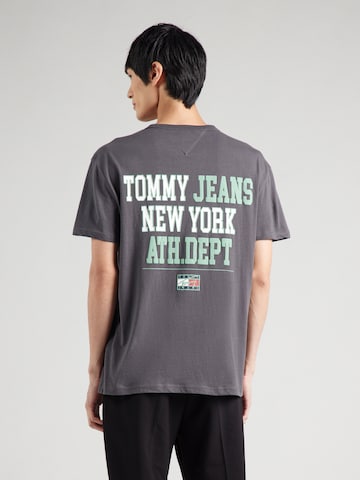 Tommy Jeans Särk 'ATHL DEPT', värv must: eest vaates