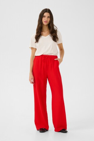 Loosefit Pantalon 'Lori ' Cream en rouge
