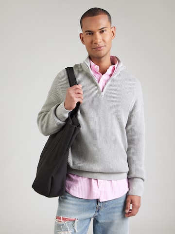 Pull-over HOLLISTER en gris : devant