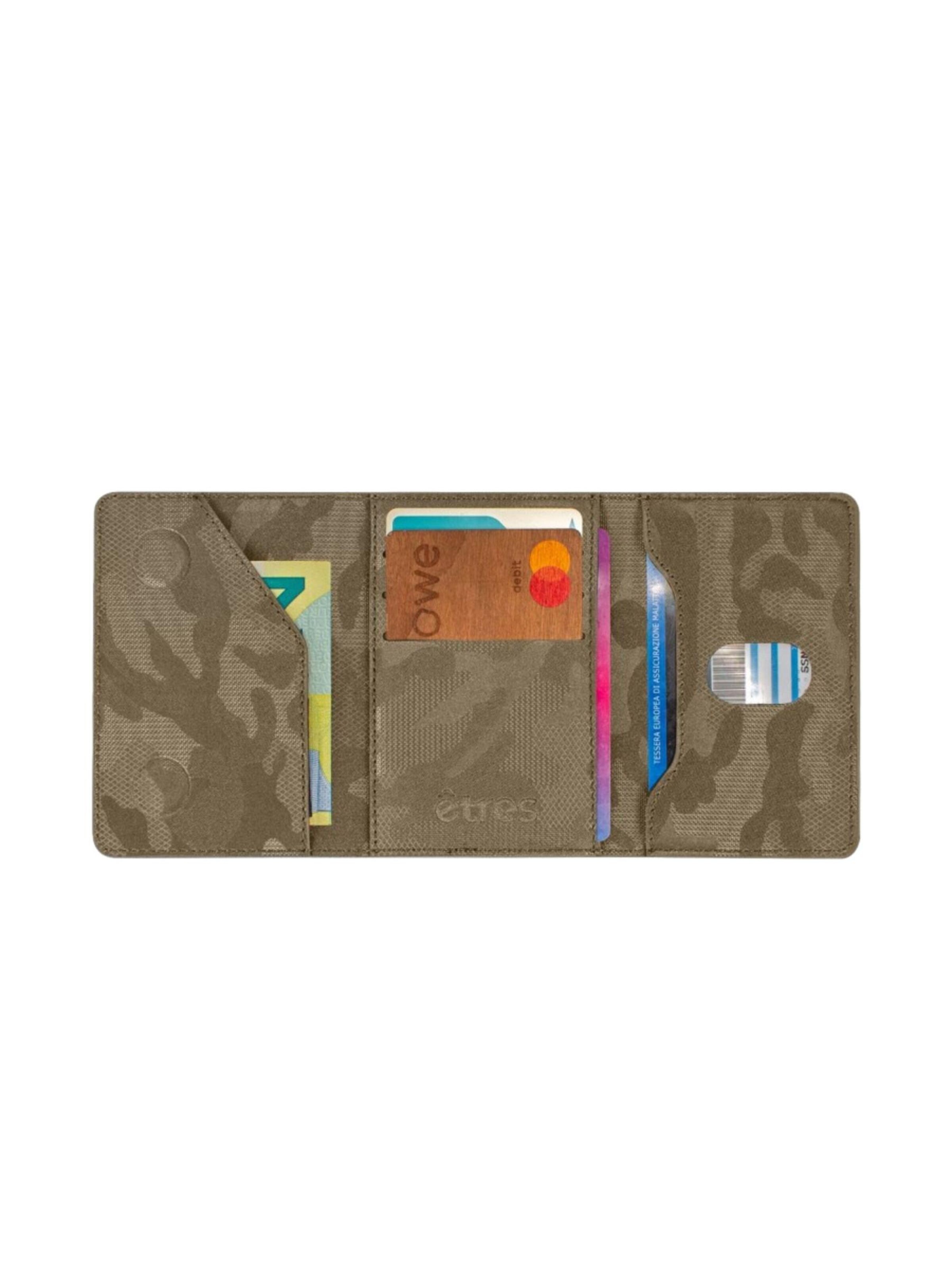Techmade Wallet 'Etres Smart Wallet - Flach • Camo' in Beige