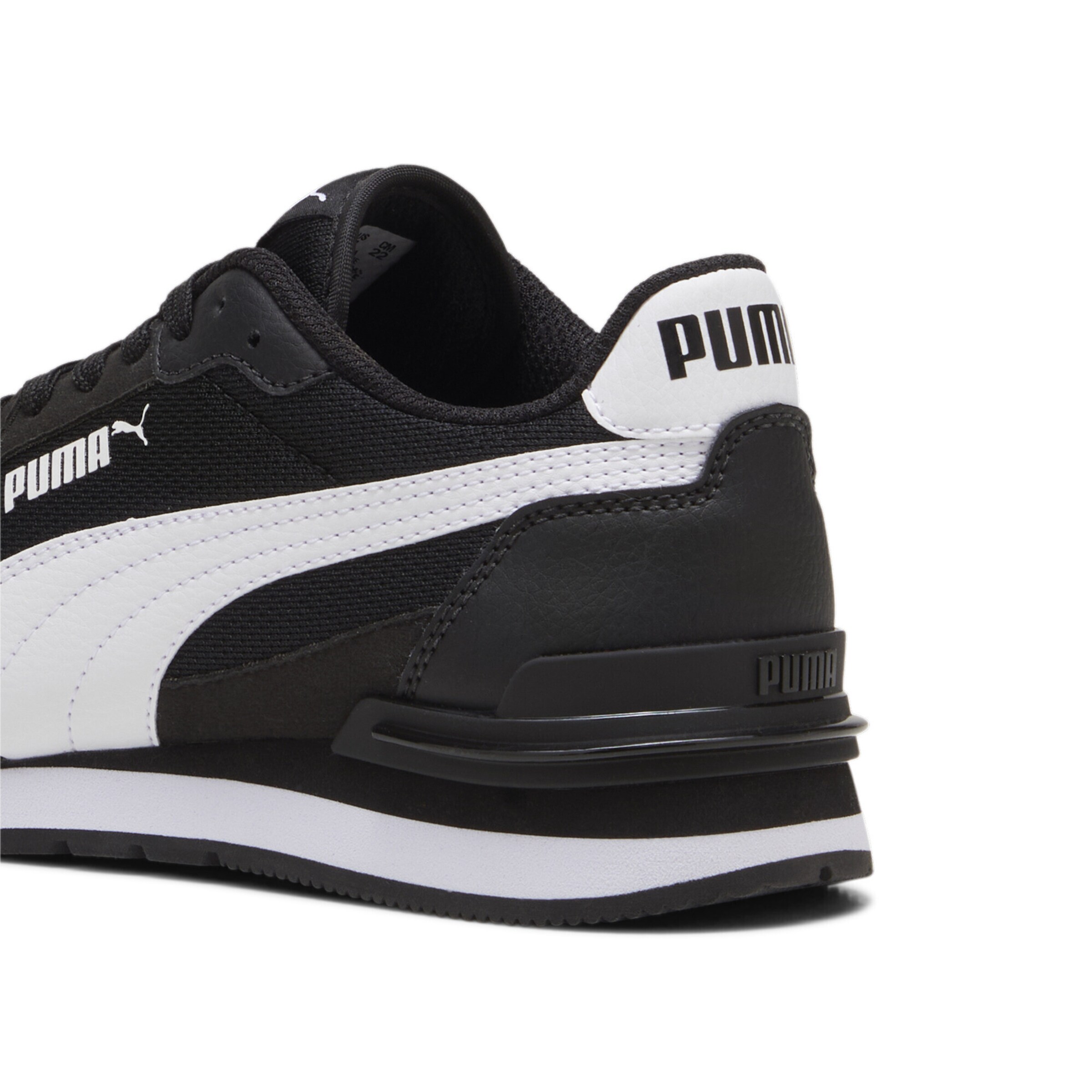 PUMA Sneakers 'ST Runner v4' in Zwart