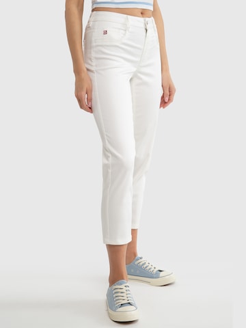 Coupe slim Pantalon chino ' LUCIA ' BIG STAR en blanc