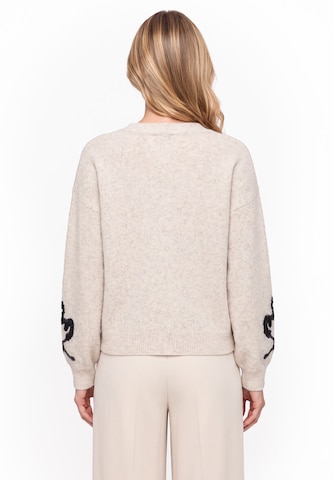 Usha Pullover in Beige