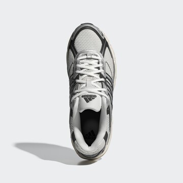 ADIDAS ORIGINALS Sneaker 'Response' in Grau