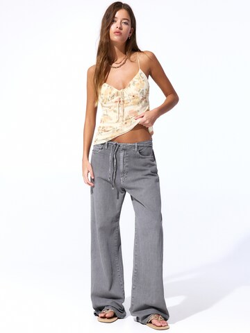 Pull&Bear Top | rumena barva