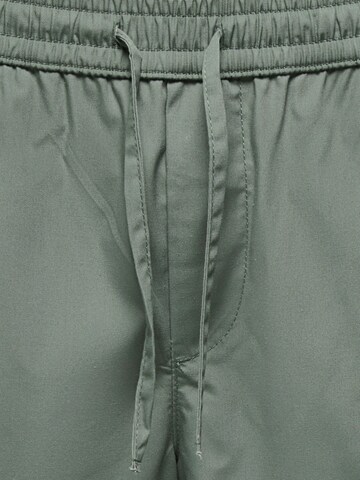 Only & Sons Normalny krój Bojówki 'ONSKAL' w kolorze szary