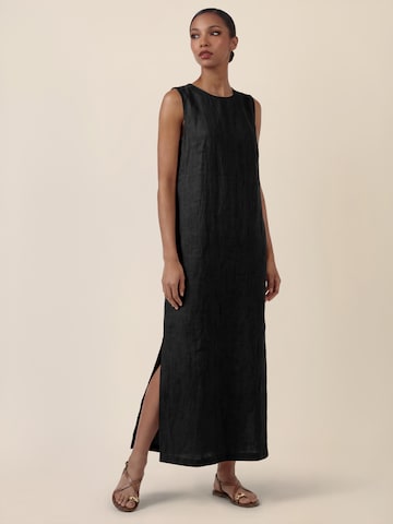 APART Kleid in Schwarz