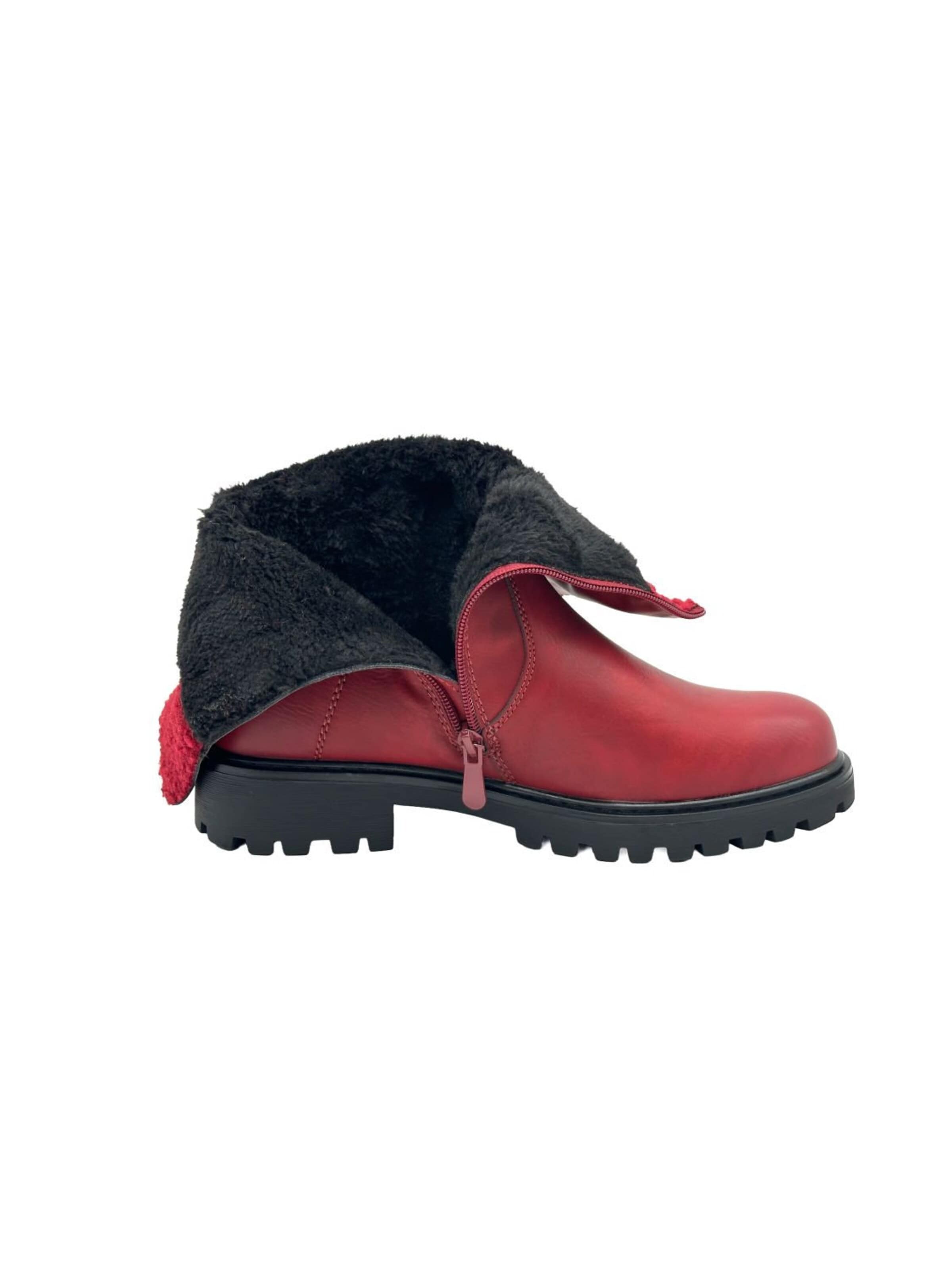 Nowaland Booties in Red