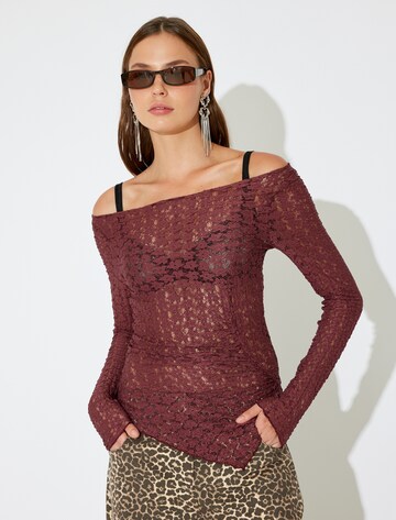 Koton Shirt in Red: front