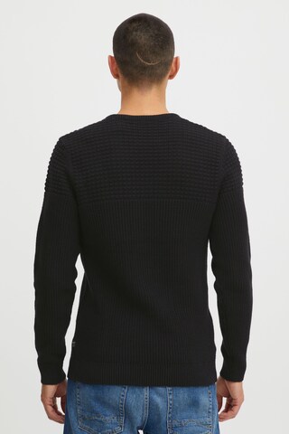 Pull-over 'Aamus' 11 Project en noir