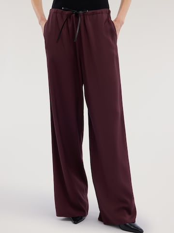 Trussardi Wide leg Pants in Red: front
