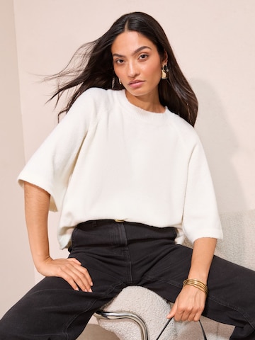 Pullover di Friends Like These in beige