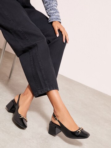 Décolleté sling di Friends Like These in nero