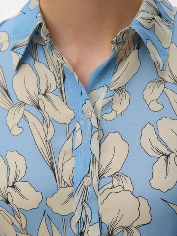 Robe-chemise 'Awaubrie' Aware en bleu