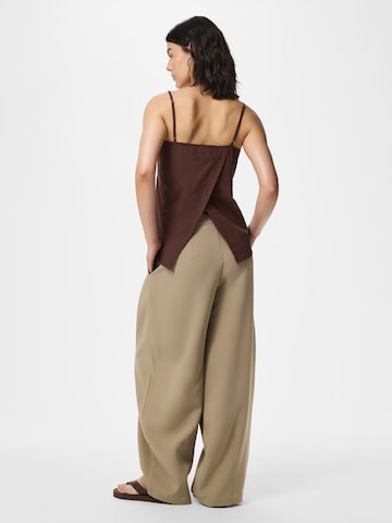 Top 'PCPippa' di PIECES in rosso