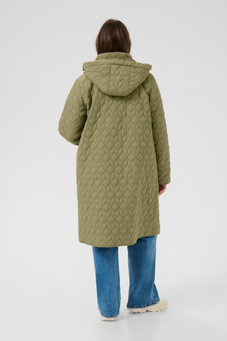 Manteau mi-saison 'KCLeina' KAFFE CURVE en vert