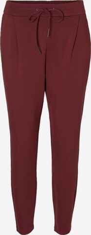 Vero Moda Curve Regular Pleat-Front Pants 'Eva' in Red: front