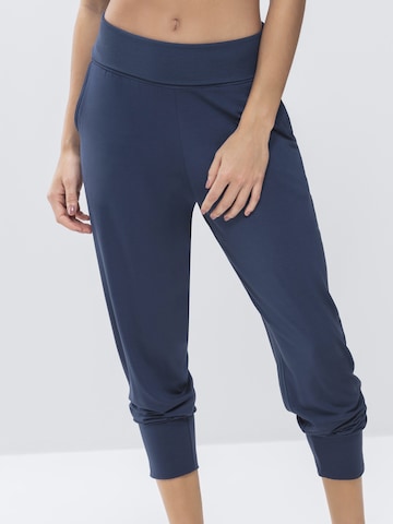 Effilé Pantalon de pyjama Mey en bleu : devant