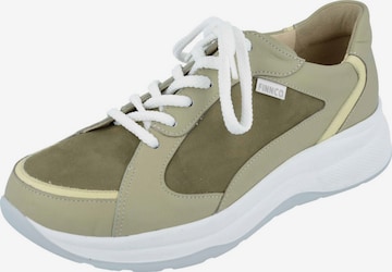 Finn Comfort Sneaker low in Grün: Vorderseite