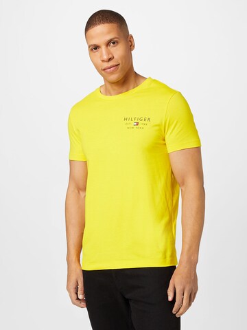 T-Shirt TOMMY HILFIGER en jaune : devant