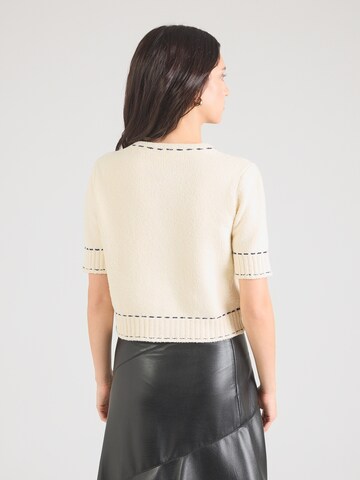 Pulover de la Rich & Royal pe alb