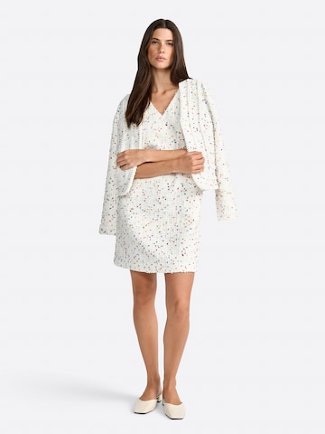 Rich & Royal Dress in White