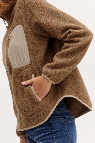 Fransa Fleece Jacket in Brown