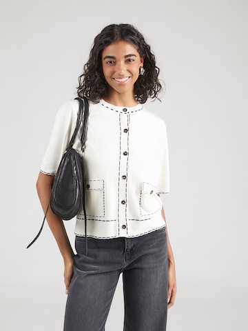 Geacă tricotată de la MORE & MORE pe alb: față