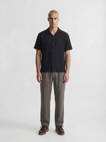 aprel Comfort fit Button Up Shirt in Black