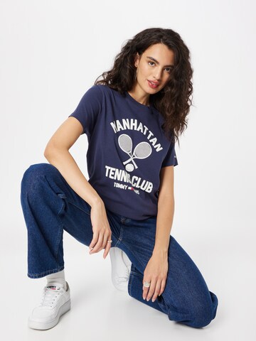 Tricou de la Tommy Jeans pe albastru