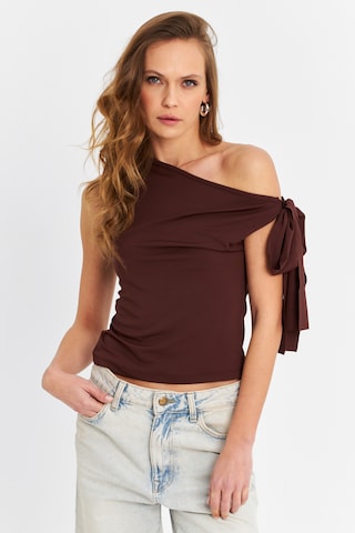 Cool & Sexy Top | rjava barva: sprednja stran