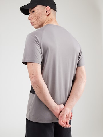 PUMA Performance shirt in Grey