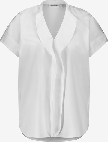 GERRY WEBER Blouse in White: front