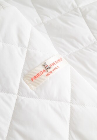 Frieda & Freddies NY Between-Season Jacket 'Ilva' in White