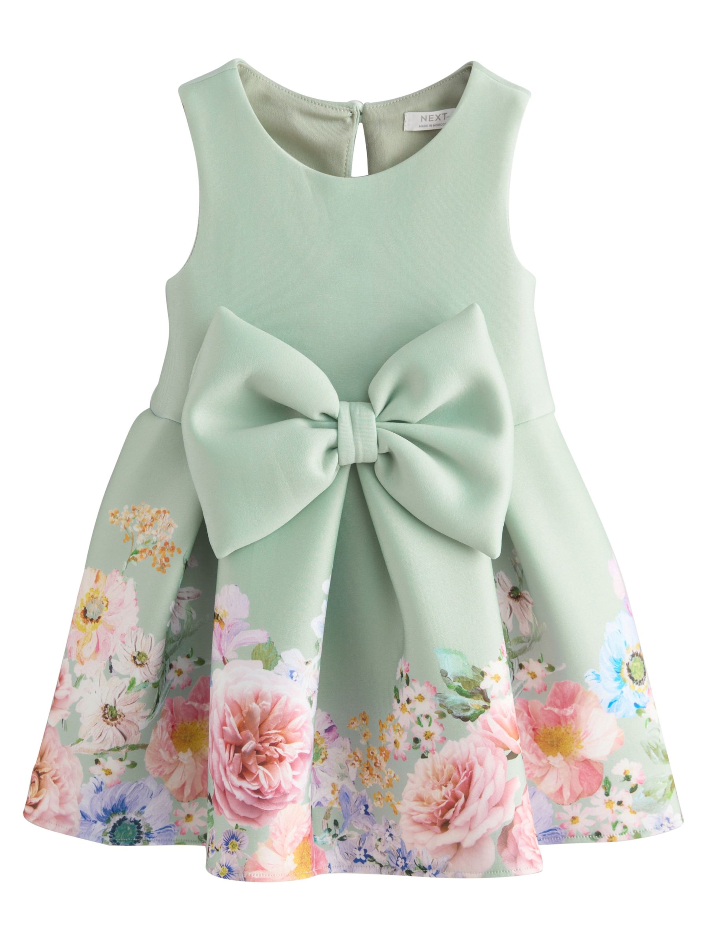 Next Mekko värissä vihreä: etupuoli