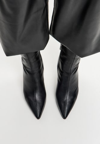 Bottines CESARE GASPARI en noir