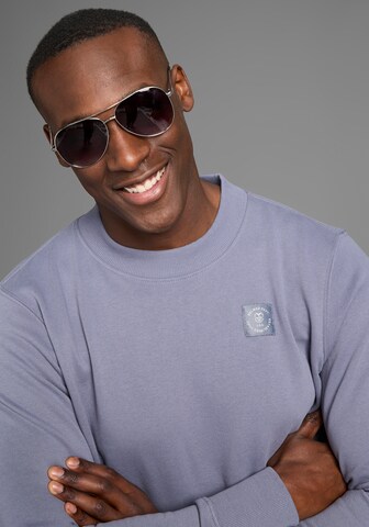 DELMAO Sweatshirt in Grau