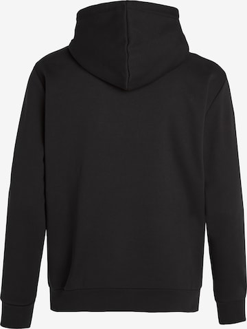 Calvin Klein Big & Tall Sweatshirt in Black