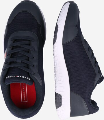 Sneaker low de la TOMMY HILFIGER pe albastru