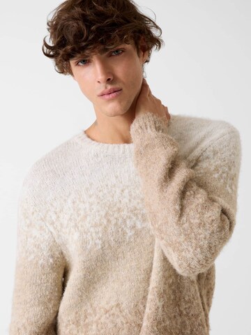 GUESS Sweater in Beige