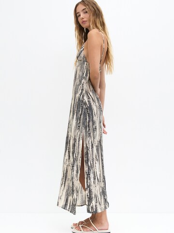 Robe Pull&Bear en mélange de couleurs