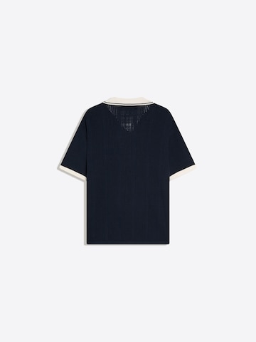 Bershka Poloshirt in Blau