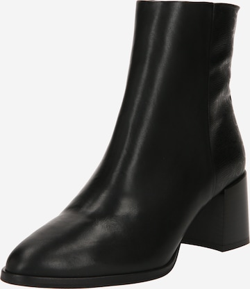 Calvin Klein Kotníkové boty – černá: přední strana