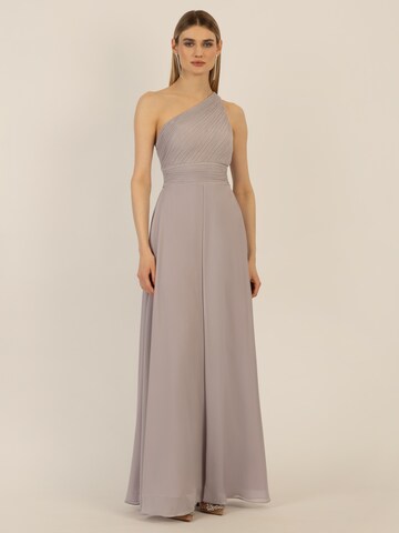 APART Abendkleid in Lila: Vorderseite