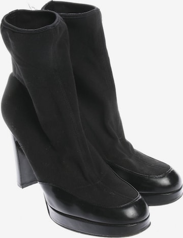 DOLCE & GABBANA Stiefeletten 38,5 in Schwarz: Vorderseite