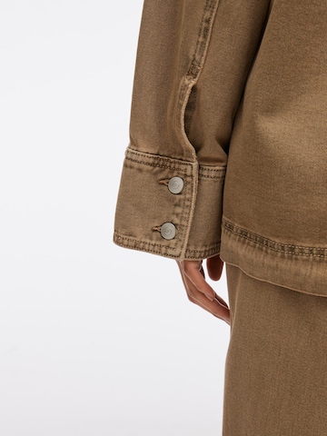 ROUGE EDIT Between-season jacket in Brown