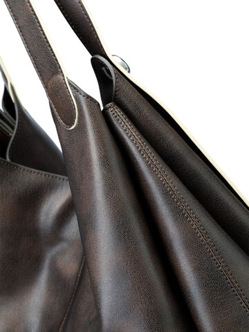 Amazing Song Torba shopper 'Berry Tote' w kolorze brązowy