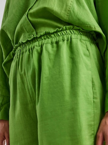 Y.A.S Normalny krój Spodnie w kolorze zielony