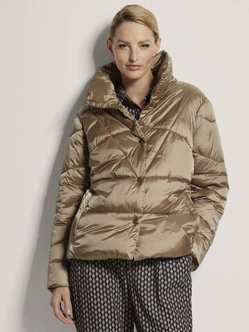 MADELEINE Jacke in Braun: Vorderseite